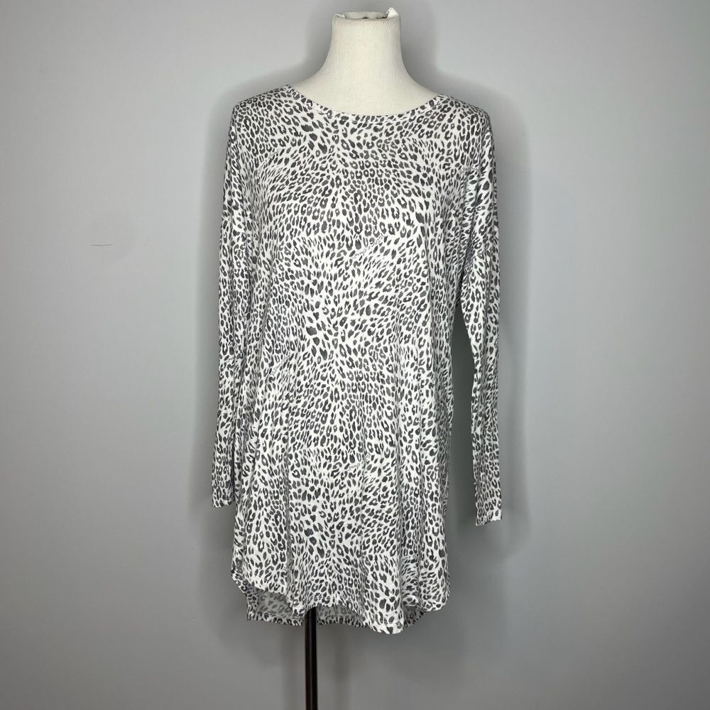 Victoria's Secret- Grey & White Leopard Print Nightgown